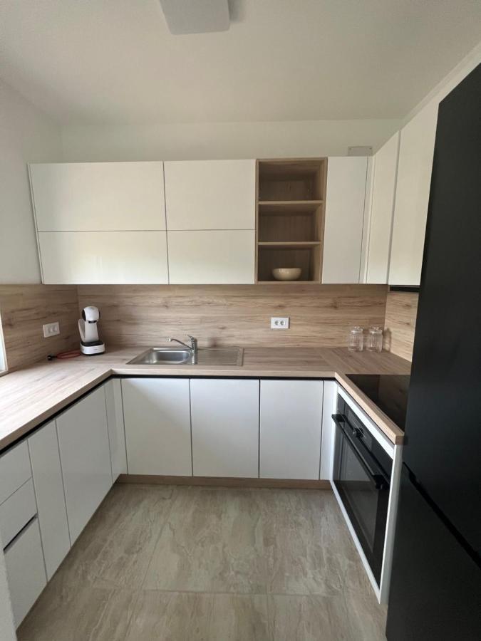 Modern Home Ula بروتونيغلا المظهر الخارجي الصورة