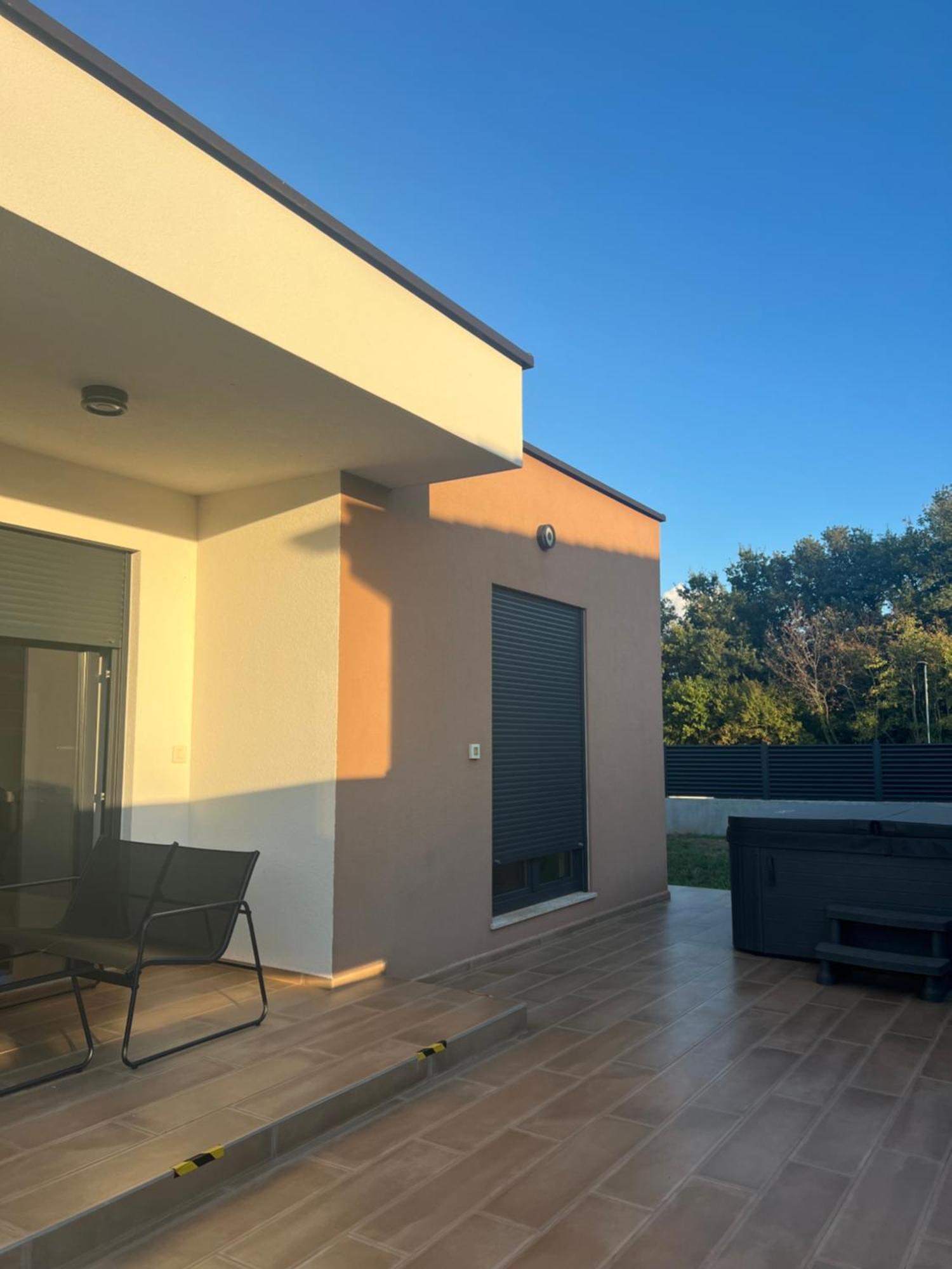Modern Home Ula بروتونيغلا المظهر الخارجي الصورة